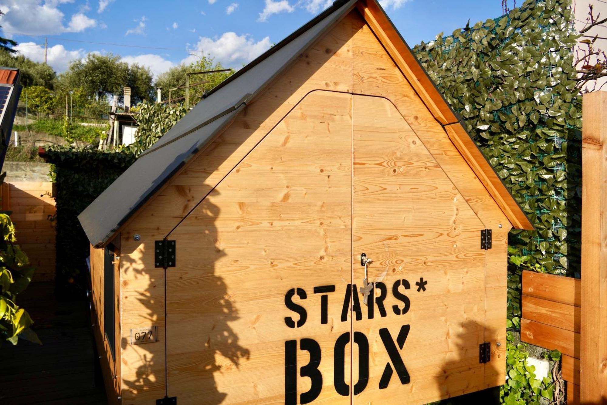 Hotel Starsbox Jacuzzi Privata E Piscina Vista Mare Celle Ligure Exterior foto